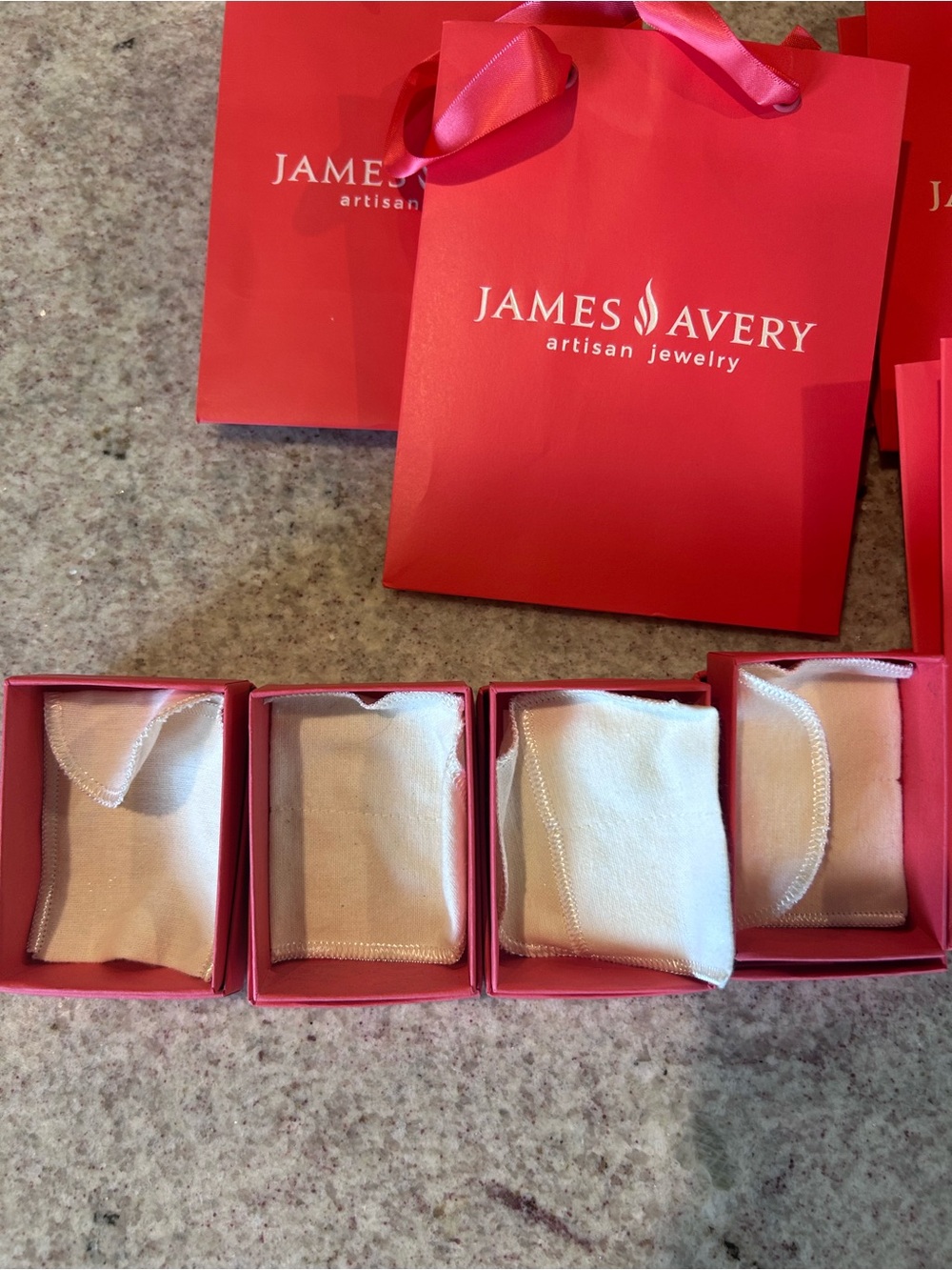 James Avery Red Gift Bags and Jewelry Boxes Set - Picture 2 of 3